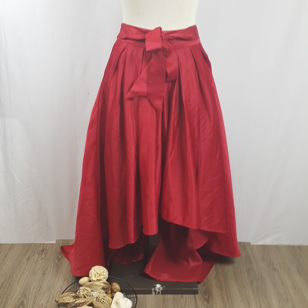 NWT Gracia Red High Low skirt sz M